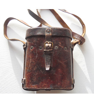 *Etui à jumelle - 1917*