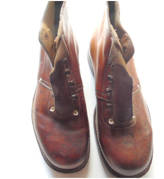 *Französischer Bergstiefel *