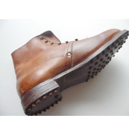 *Französischer Bergstiefel *