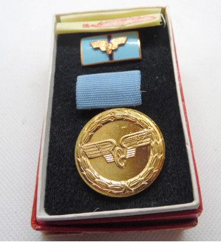 *Médaille de service Reichsbahn - DDR*