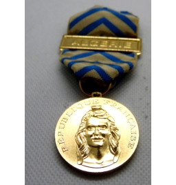 *Verdienstmedaille der...