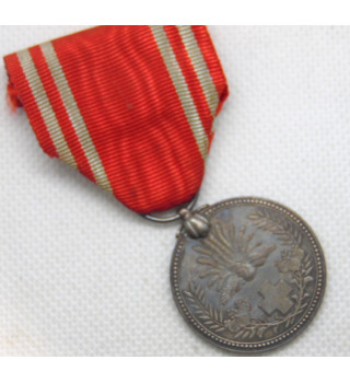 *Médaille croix rouge japonaise*