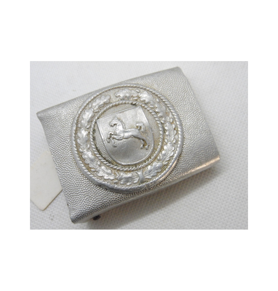 *Aluminiumschnalle eines deutschen Feuerwehrmanns*