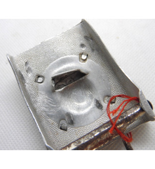 *Aluminiumschnalle eines deutschen Feuerwehrmanns*
